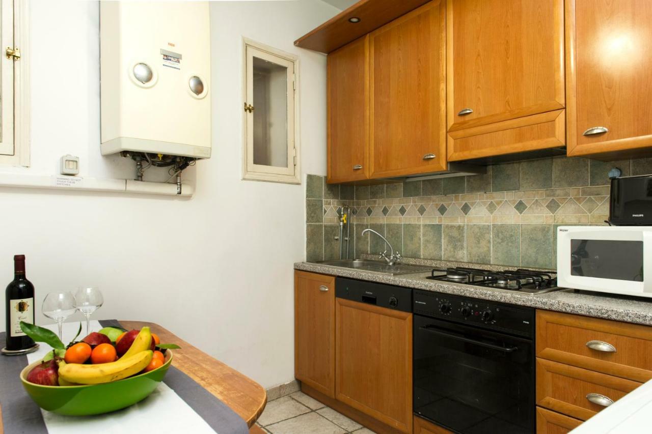 Gregoriana House - Appartamento Con Vista Su Roma Εξωτερικό φωτογραφία